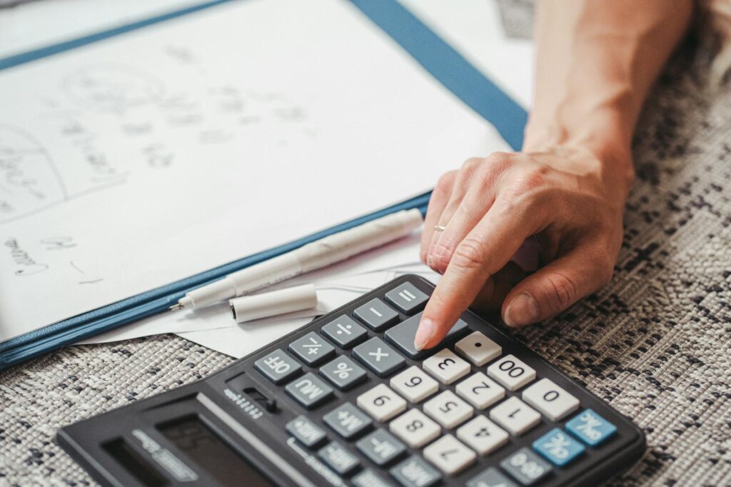 A side-by-side comparison of user reviews for various injury claim calculators. — best injury claim calculator
