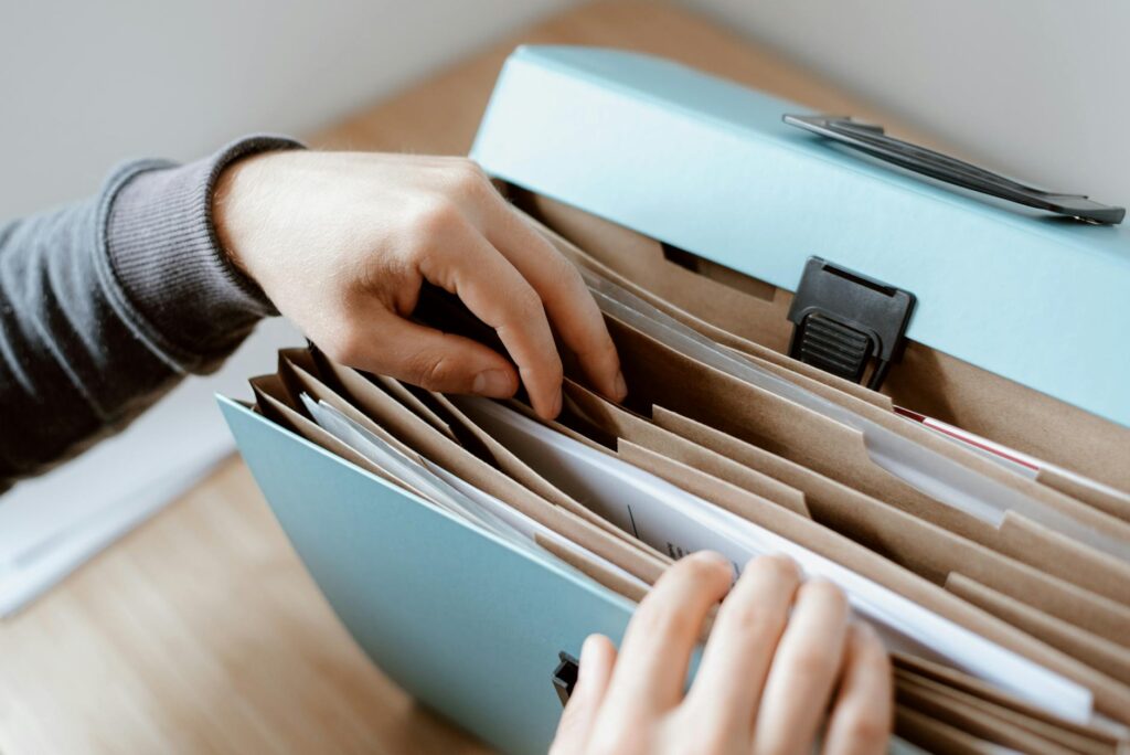 A visual guide on the steps to file an emotional distress claim — pain and suffering claims