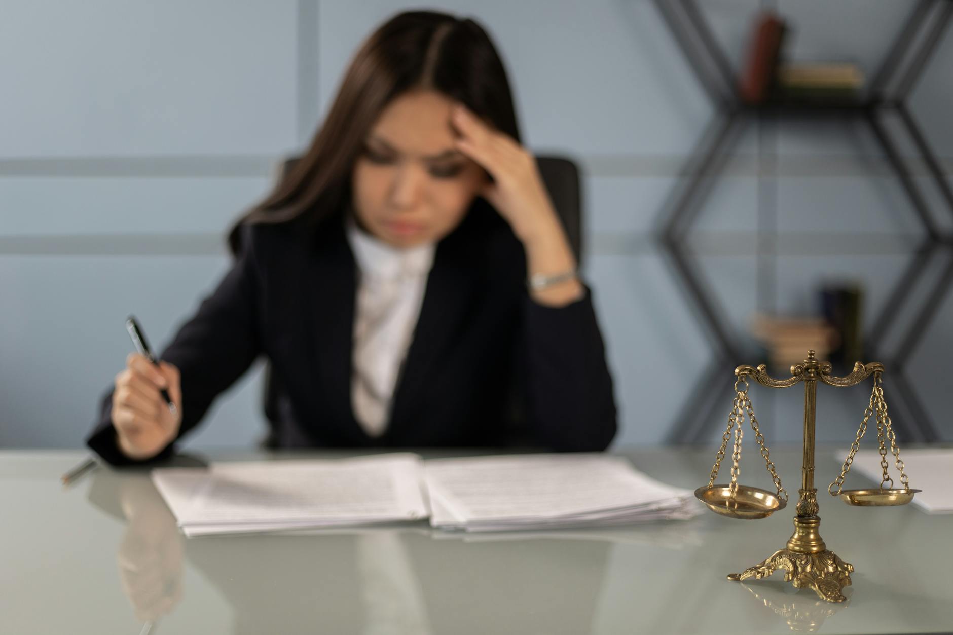 do I need a lawyer for injury claim