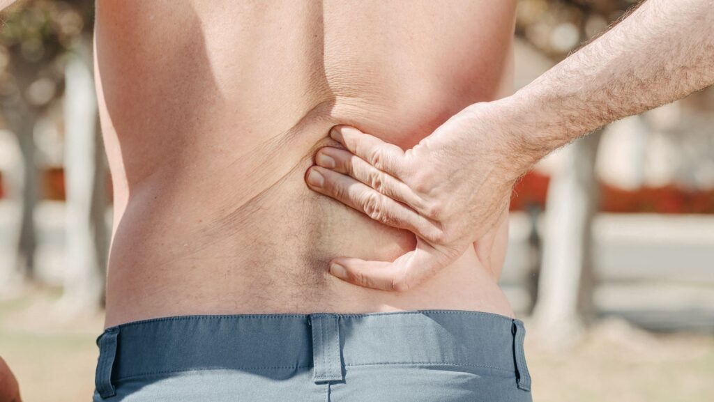 A graphic illustrating the impact of back injuries on daily life — back injury settlement calculator