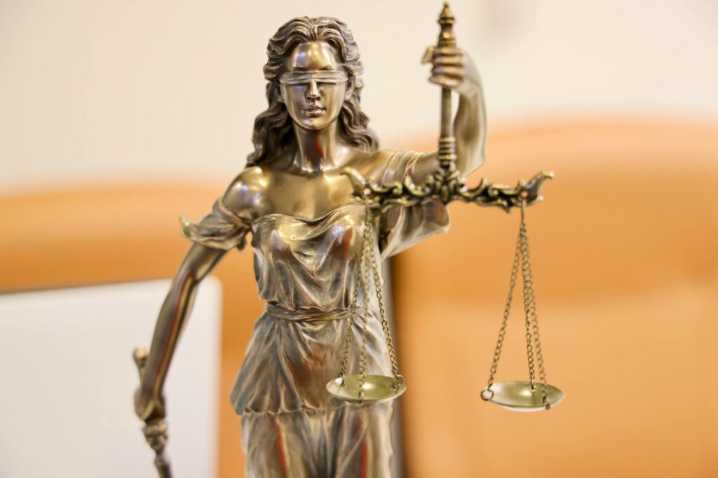 Legal Representation and Its Impact on Injury Claim Factors — factors affecting injury claim settlement