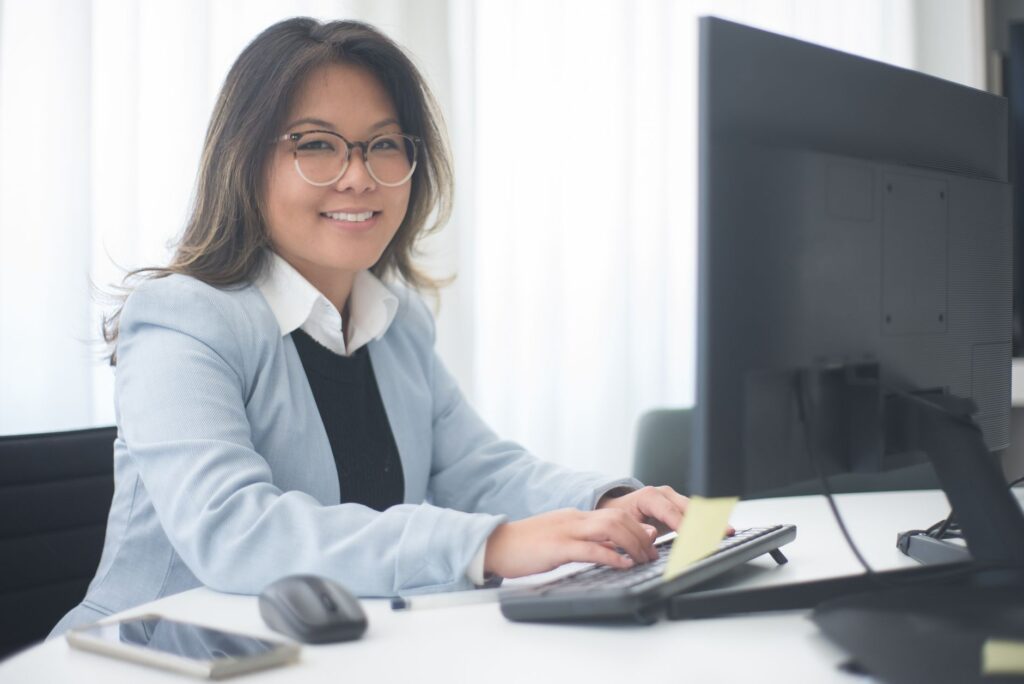 User testimonials highlighting positive experiences with online claim tools. — benefits online injury claim calculator