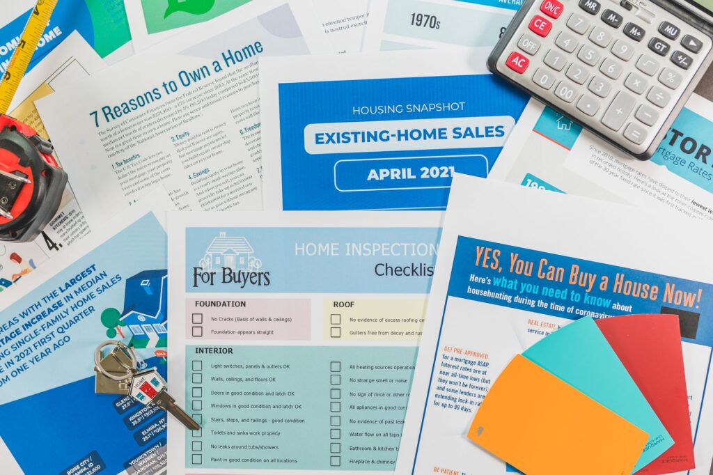 Visual guide highlighting key factors to consider in settlement evaluations. — accept first settlement offer