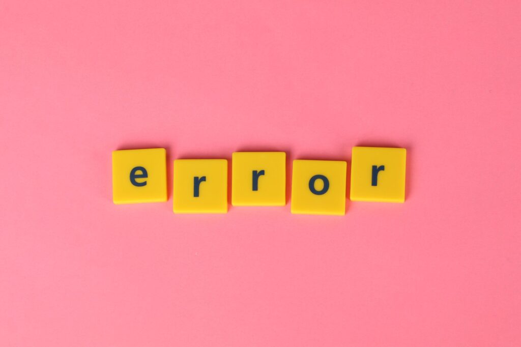 graphic showing common mistakes in injury claims — filing an injury claim
