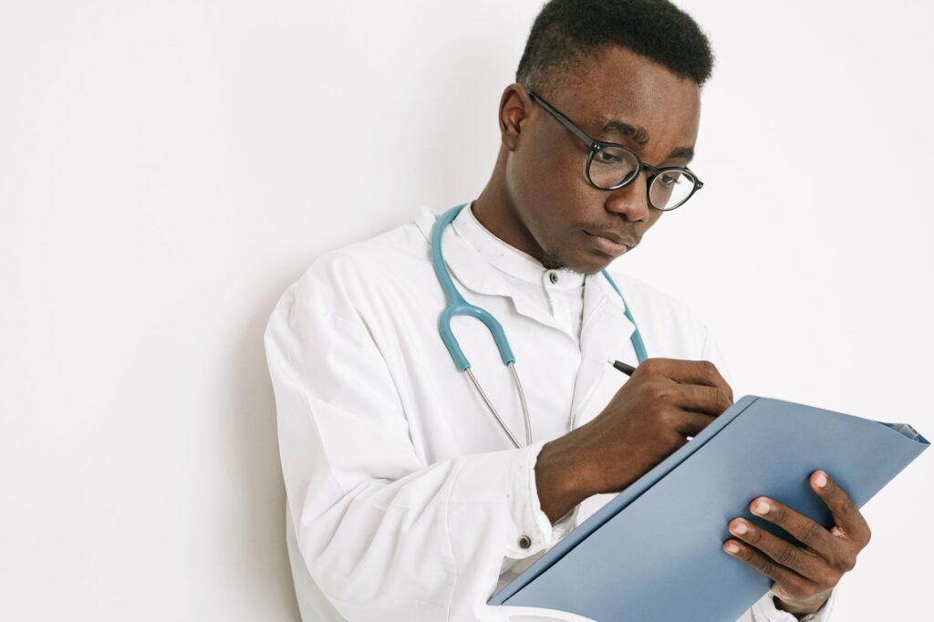Chart illustrating best practices for organizing medical records — Medical Records Injury Claims