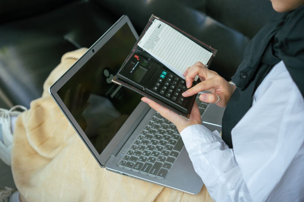Screenshots of different personal injury calculators available online — personal injury claim calculator