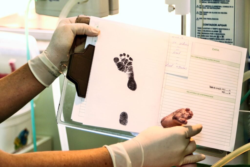 A visual guide showing various types of injury documentation, including photographs and medical records. — documenting i…