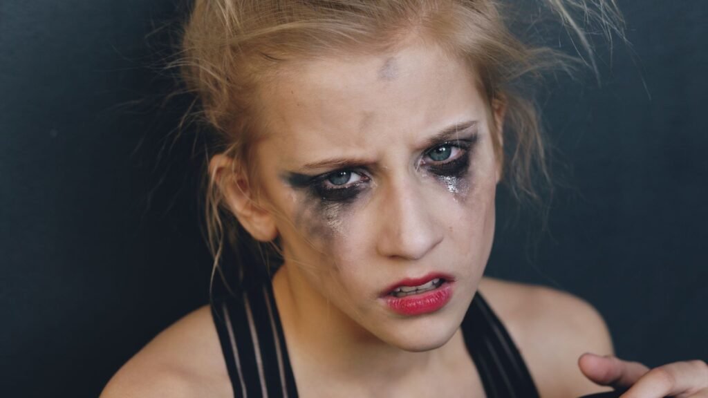 A visual representation of emotional distress and how it factors into compensation. — mistakes injury claim calculation