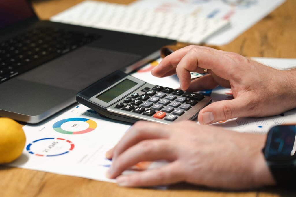 A visual representation of the different types of damages in personal injury cases, highlighting how to use an Injury Claim Calculator.