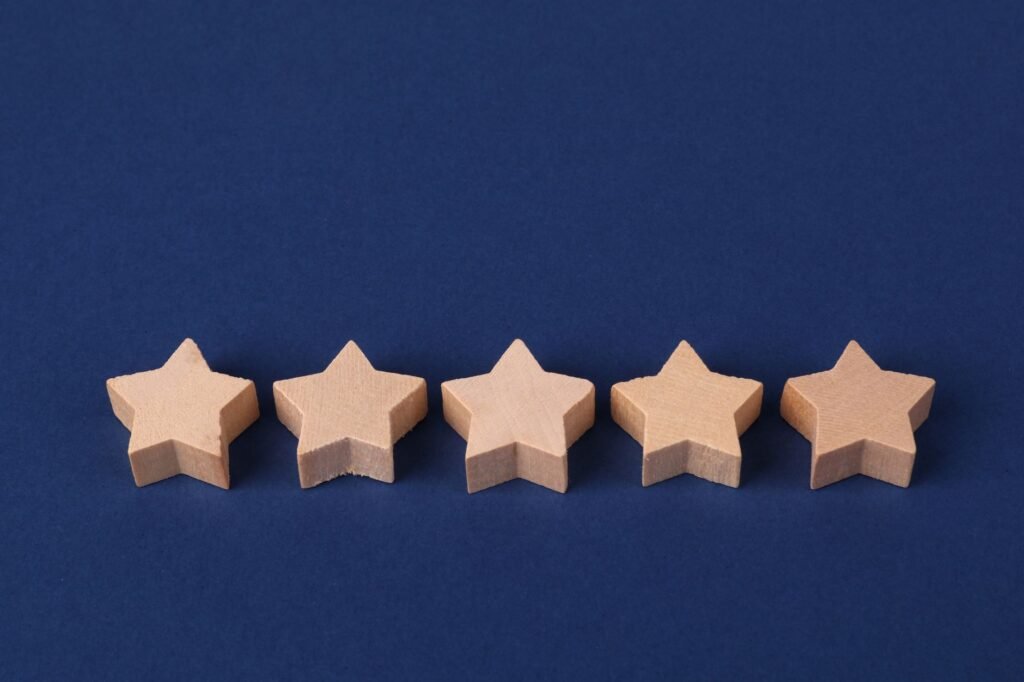 A visual representation of user reviews summarizing feedback on injury calculators. — choose injury claim calculator
