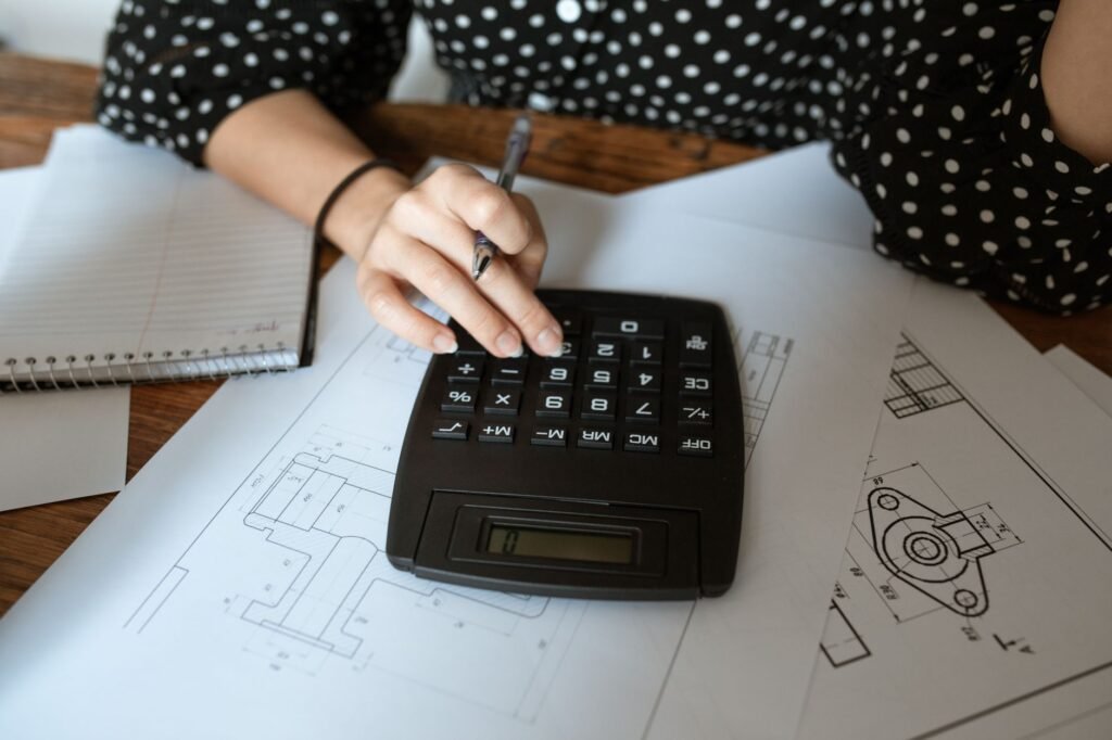 Flowchart showing the process of using an injury claim calculator — best injury claim calculators