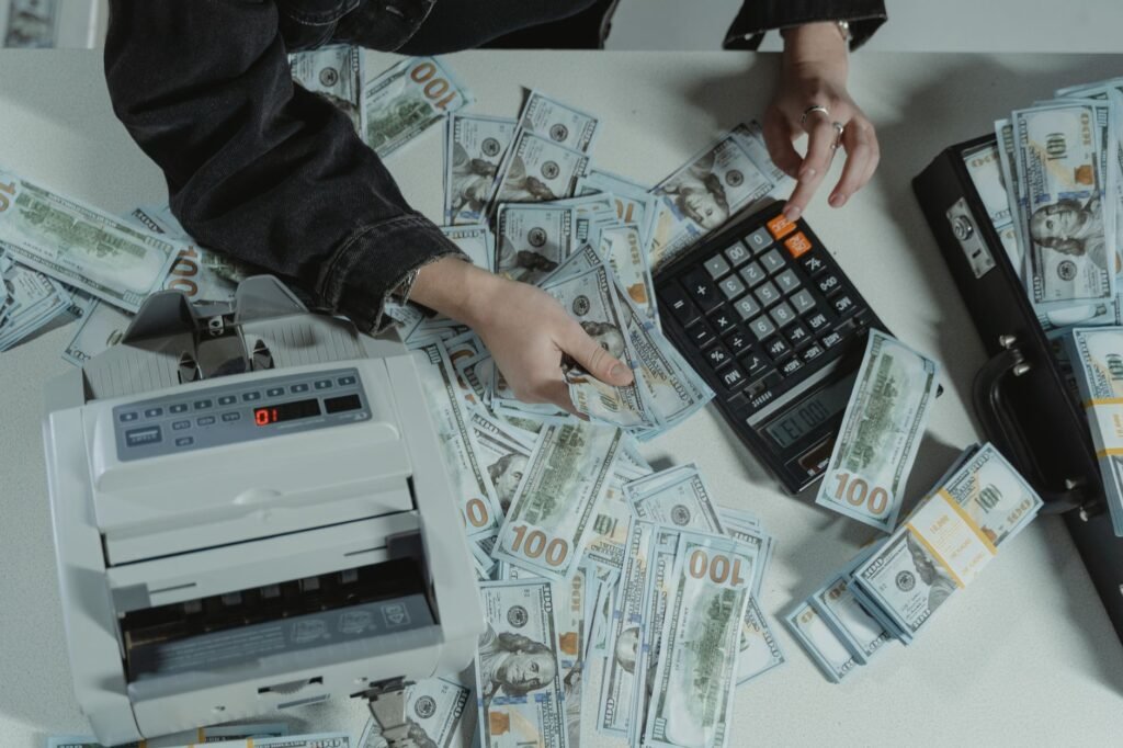 a step-by-step guide image for using an injury claim calculator — what to include in injury claim calculator
