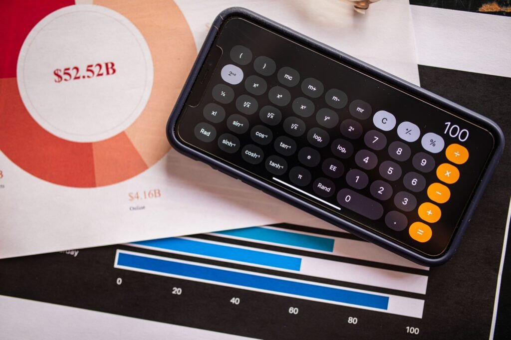an infographic illustrating calculating damages, focusing on what to include in injury claim calculator estimates